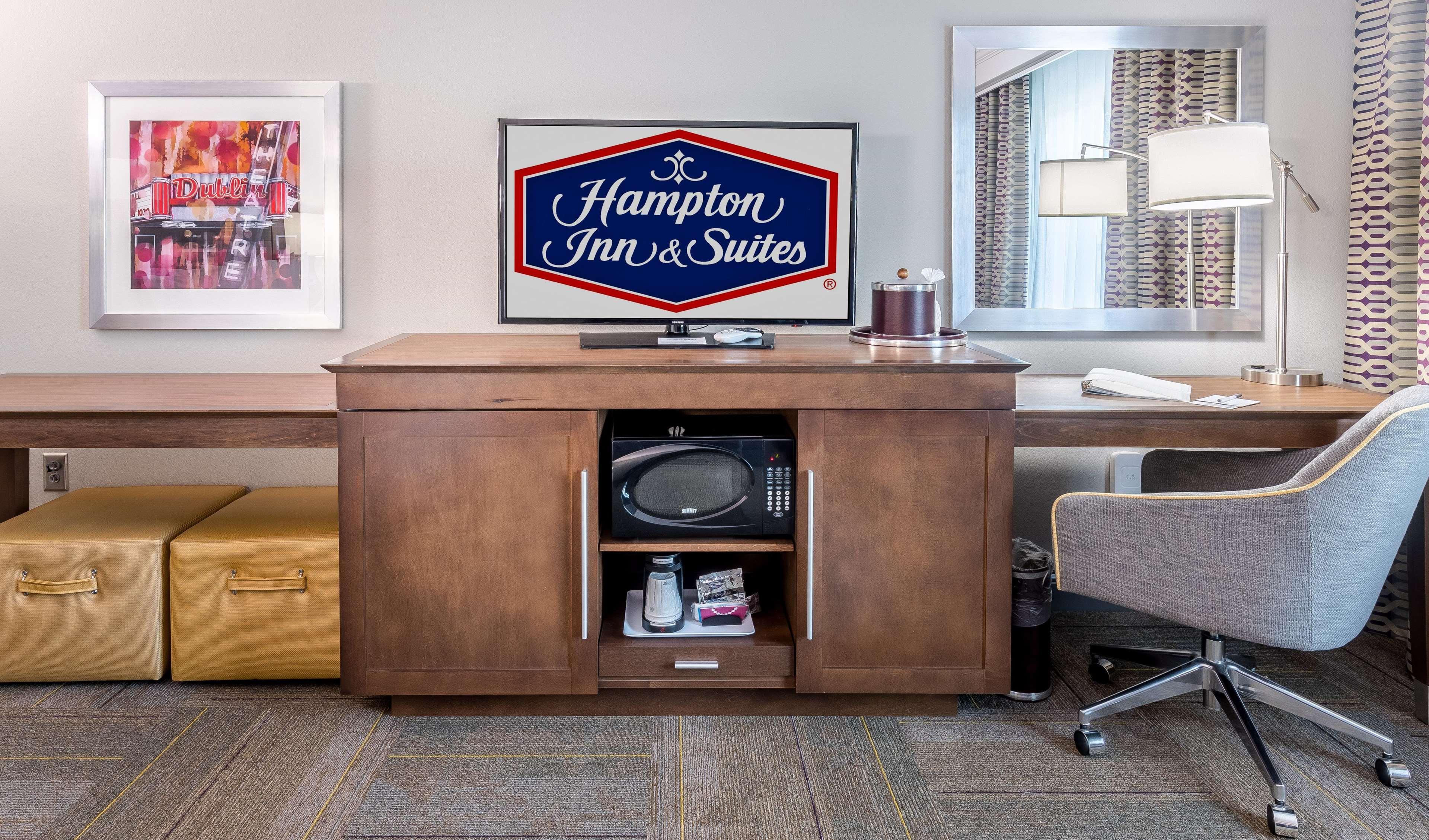 Hampton Inn & Suites Dublin Exterior foto